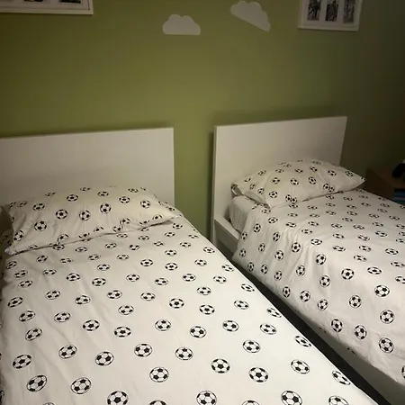 דירה Casa Net קאסרטה